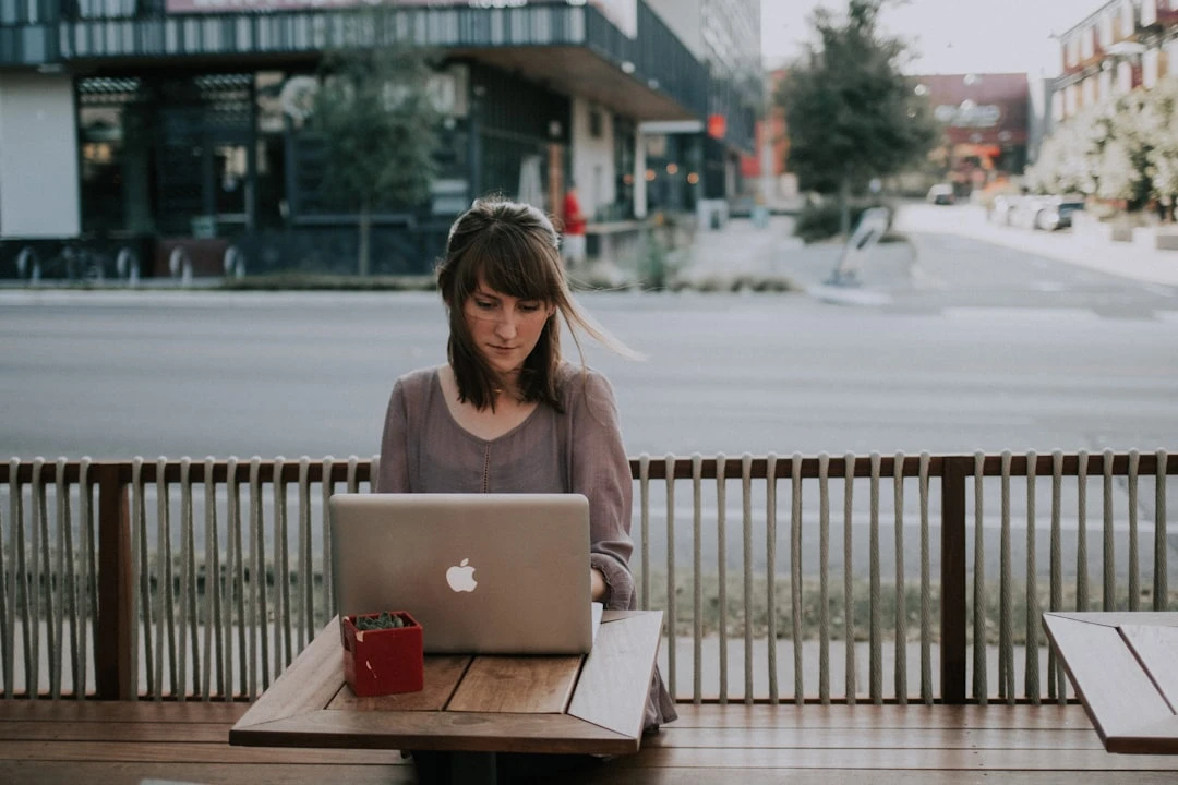 Môi trường làm việc hiện đại của startup công nghệ tại Việt Nam với du học sinh quay về