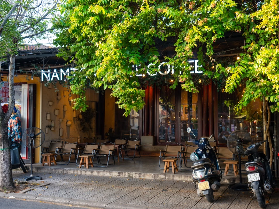 Sử dụng website và công cụ online để tìm học bổng du học Mỹ phù hợp.